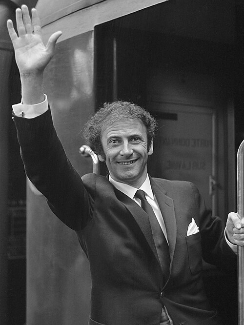 File:Marcel Marceau (1962).jpg